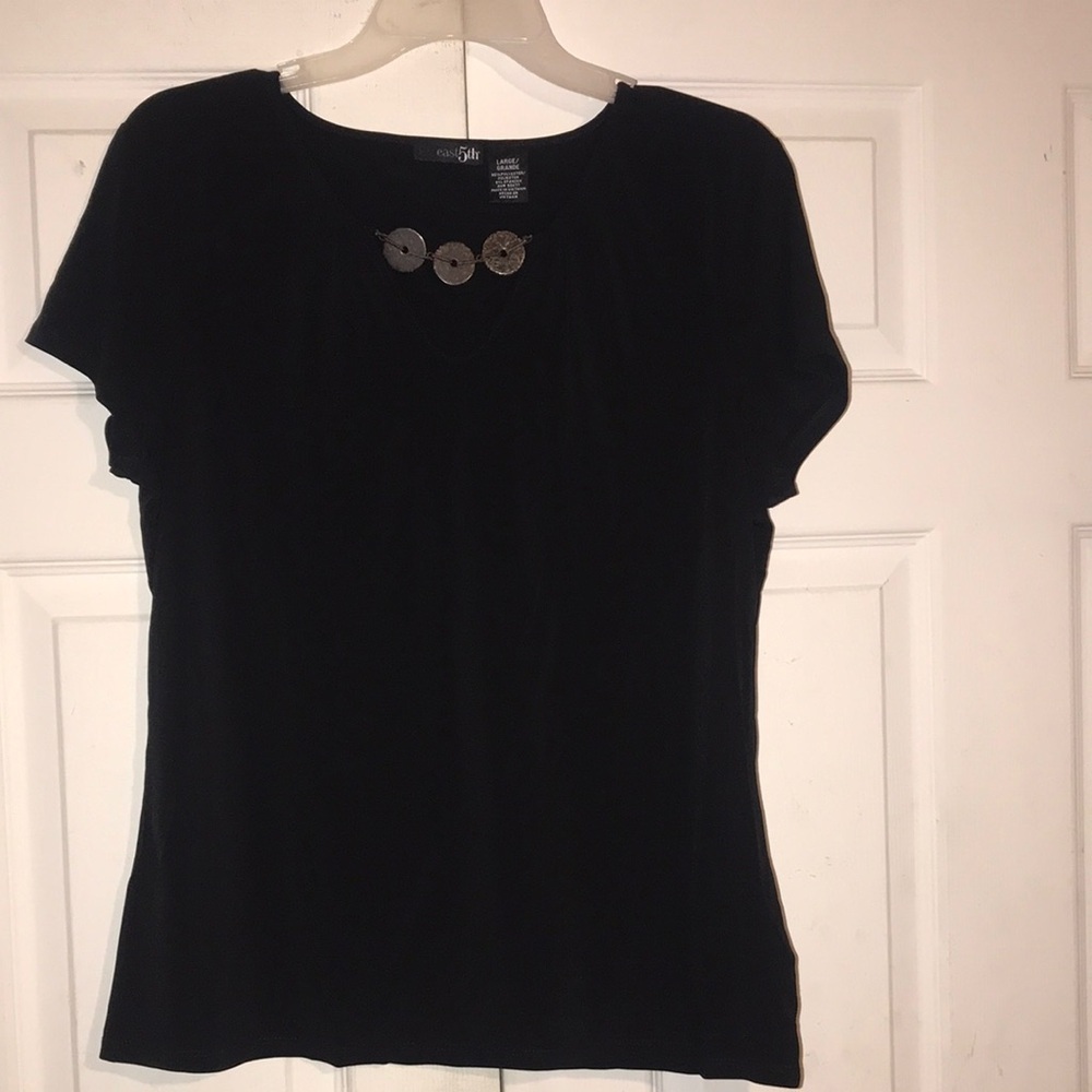 Women’s East 5th Top